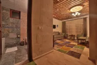 Caravanserai Inn Hotel - สัตว์เลี้ยง