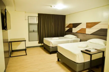 Travelite Hotel Legarda