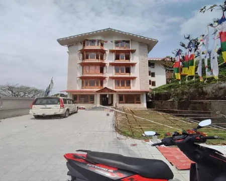 Amani Pelling Отели рядом с достопримечательностью «Beyoung Ward»