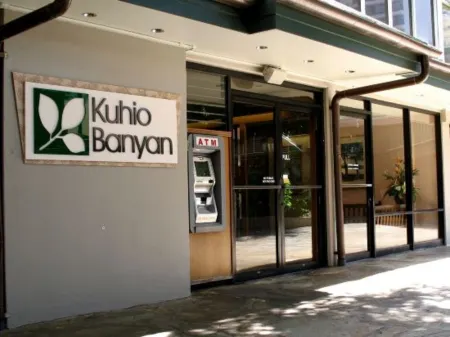 Kuhio Banyan