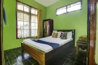 Hotel O Desa Wisata Selamanik Ciamis Hotel dekat STOKIS ELMOE NASA CIKONENG