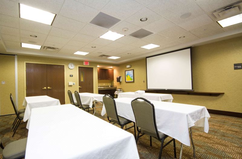 Hampton Inn Marshall photo 4