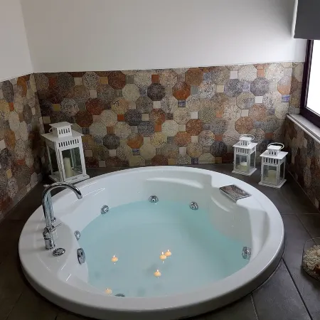 Etna Suite Group