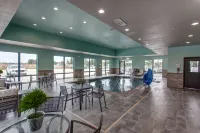 Hampton Inn & Suites Wichita/Airport