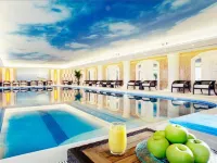 Regal Kangbo Hotel - Pools