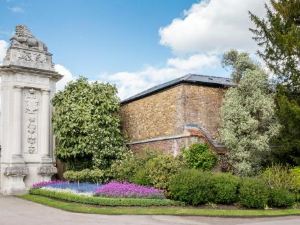 The Lion Gate Mews