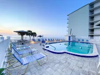 Ocean Court Beachfront Hotel - Beach