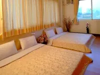 Chung Cheng Hu Hostel Hotels in Meinong District