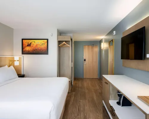 Wyndham Garden Winnipeg Airport Photos