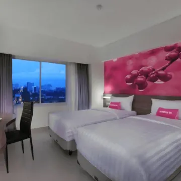 Yusra Inn Hotel Bekasi Hotels near Funworld