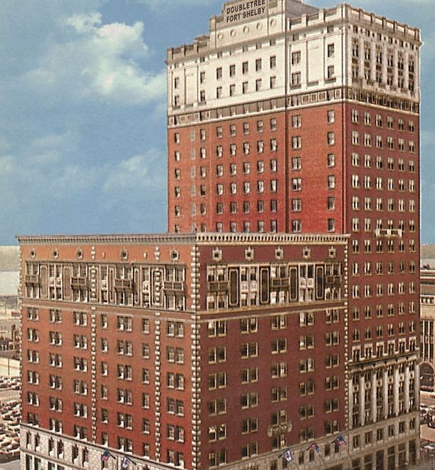 DoubleTree Suites by Hilton Hotel Detroit Downtown - Fort Shelby