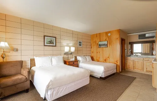 Half Moon Motel & Cottages Hotels in Laconia