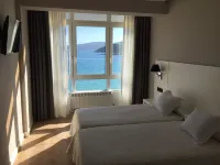 Hotel la Cruz Hotels in Camariñas