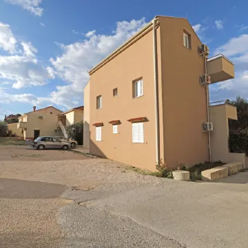 Apartments Karolina