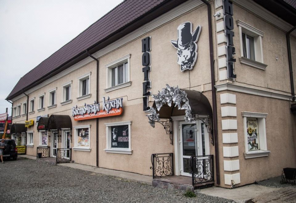 hotel overview picture