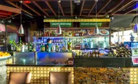 Hotel H2O - Quầy Bar