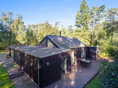 "Elza" - 800m from the Sea Hotels in der Nähe von Bornholms Familie-Camping