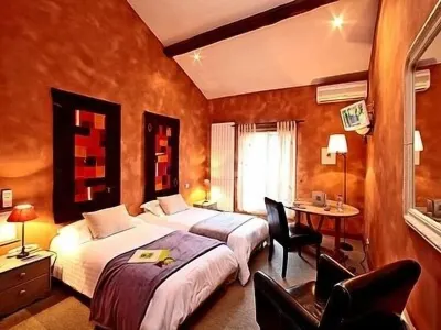 Logis Hotels les Glycines Hotels in Chenay