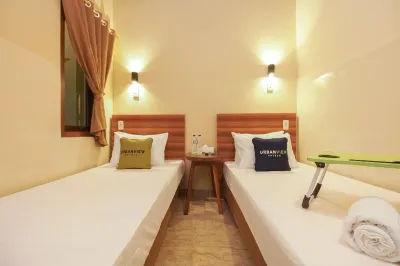 Urbanview Hotel Cantee Halim Perdanakusuma by RedDoorz Các khách sạn ở Đông Jakarta
