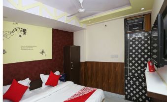 OYO 15994 Hotel Bullet Inn & Lounge