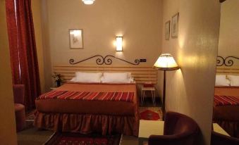 Hotel Royal - Housity