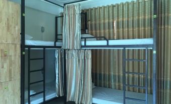 Hang Thuong Hostel