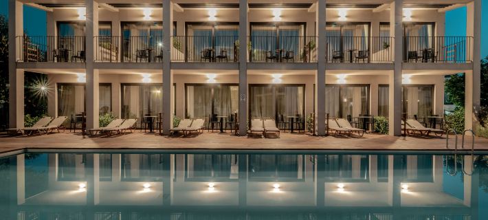 New Beach Hotel Hotels in Planos
