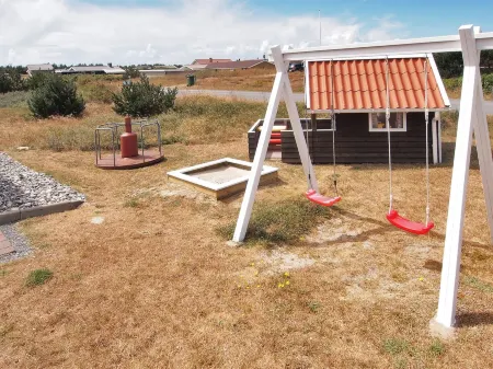 "Esir" - 800m from the Sea