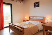 Theo Beach Villa Large Private Pool Walk to Beach Sea Views A C Wifi Car Not Required - 1843 Hotels near Gavdos Cruises