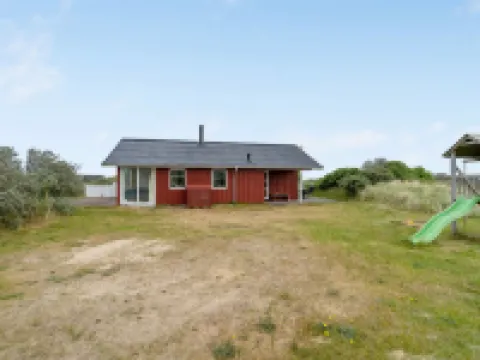 "Stella" - 700m from the Sea