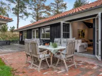 "Ribanna" - 650m from the Sea Hotels in Gilleleje