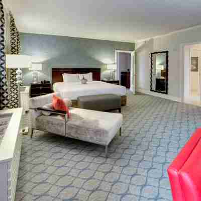 Hilton Orrington/Evanston Rooms