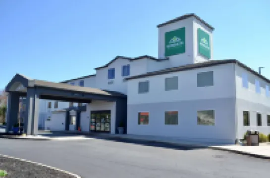 Wingate by Wyndham Bel Air I-95 Exit 77A / Apg Area のホテル