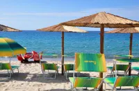 Hotel Su Giganti - Beach