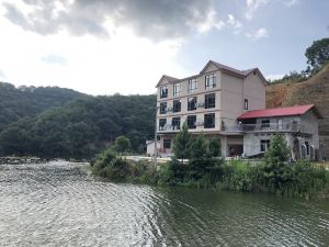 Lushan Xihai Golden Bay Farm Stay