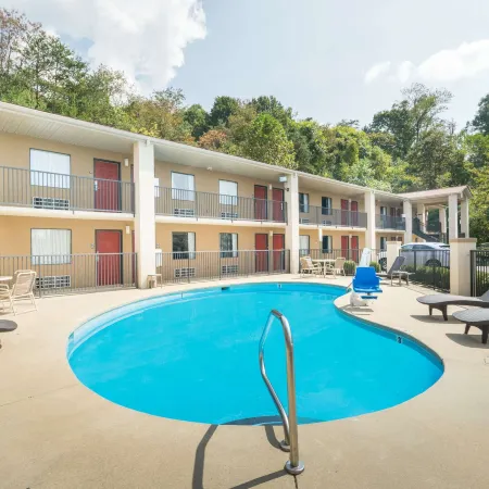 Days Inn by Wyndham Asheville Downtown North