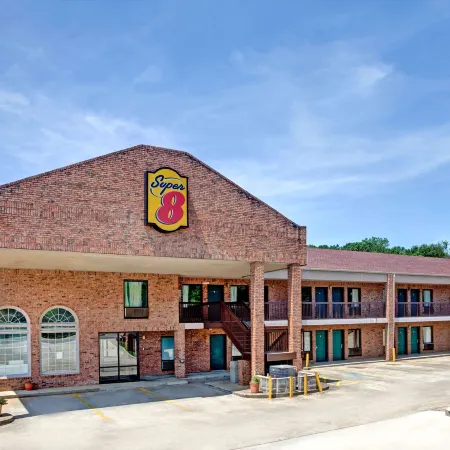 Super 8 by Wyndham Marietta/West/ATL Area