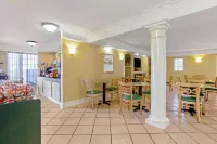 La Quinta by Wyndham Pinellas Park St Peterburg Clearwater - breakfast