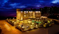 Golden Tulip Bhiwadi Hotels in Kanmajra