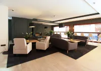 Hotel Raval de la Mar - Park Yeri