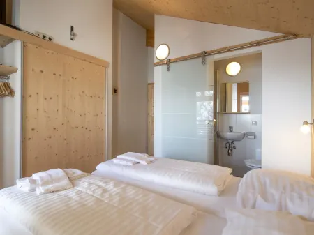 #11 Mit IR-Sauna & Sprudelwanne Innen