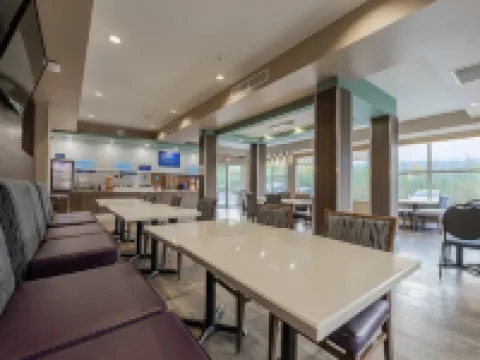 Holiday Inn Express GOLDEN-KICKING HORSE by IHG Hotels in Golden