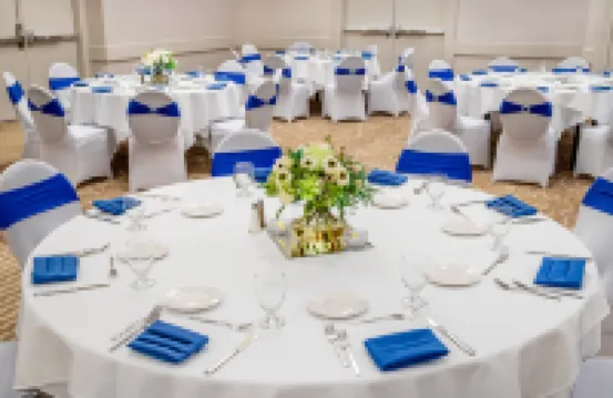 โรงแรม Crowne Plaza Los Angeles Harbor บาย IHG