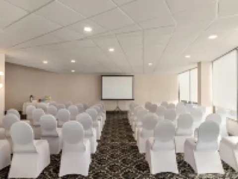 Holiday Inn PHILADELPHIA ARPT-STADIUM AREA by IHG Hotels in Philadelphia