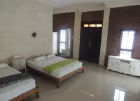 Lotus 2 Guest House