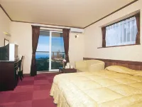 Queen's Sweet Hotels in Ito