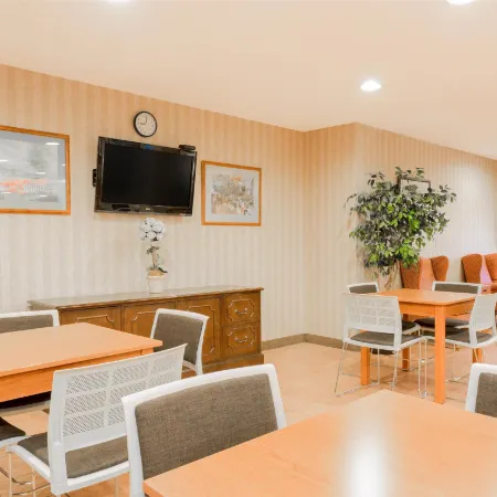 Microtel Inn & Suites by Wyndham Dry Ridge