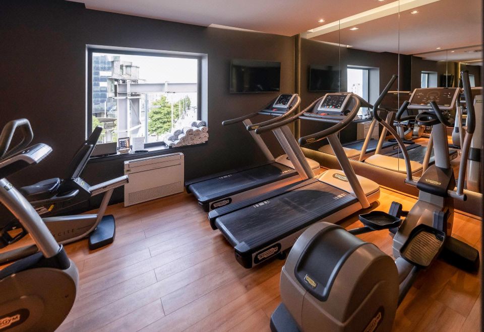 1. 호텔 풀먼 브뤼..