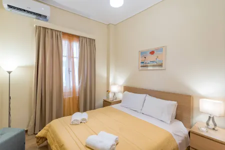 Katerina Residence * Beachfront (Plaz Eot ⛱) Отели рядом с Аэропорт Закинтос