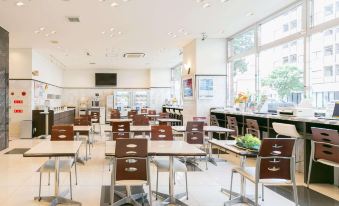 Toyoko Inn Moriya Ekimae - Housity